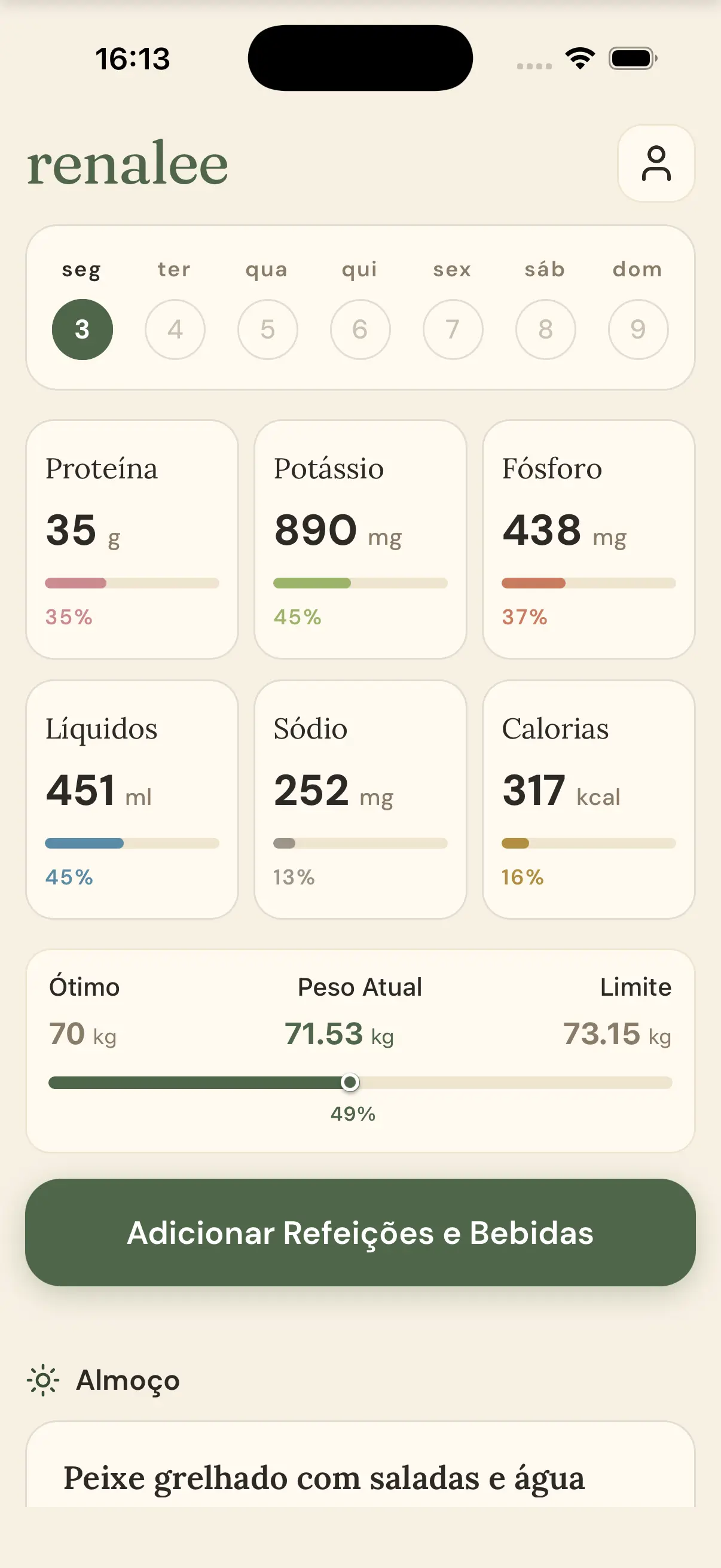 Registo diário do renalee: proteína, potássio, fósforo, líquidos, sódio e calorias, cada um com o total do dia face à sua meta, acima do peso atual entre o peso ótimo e o limite entre sessões